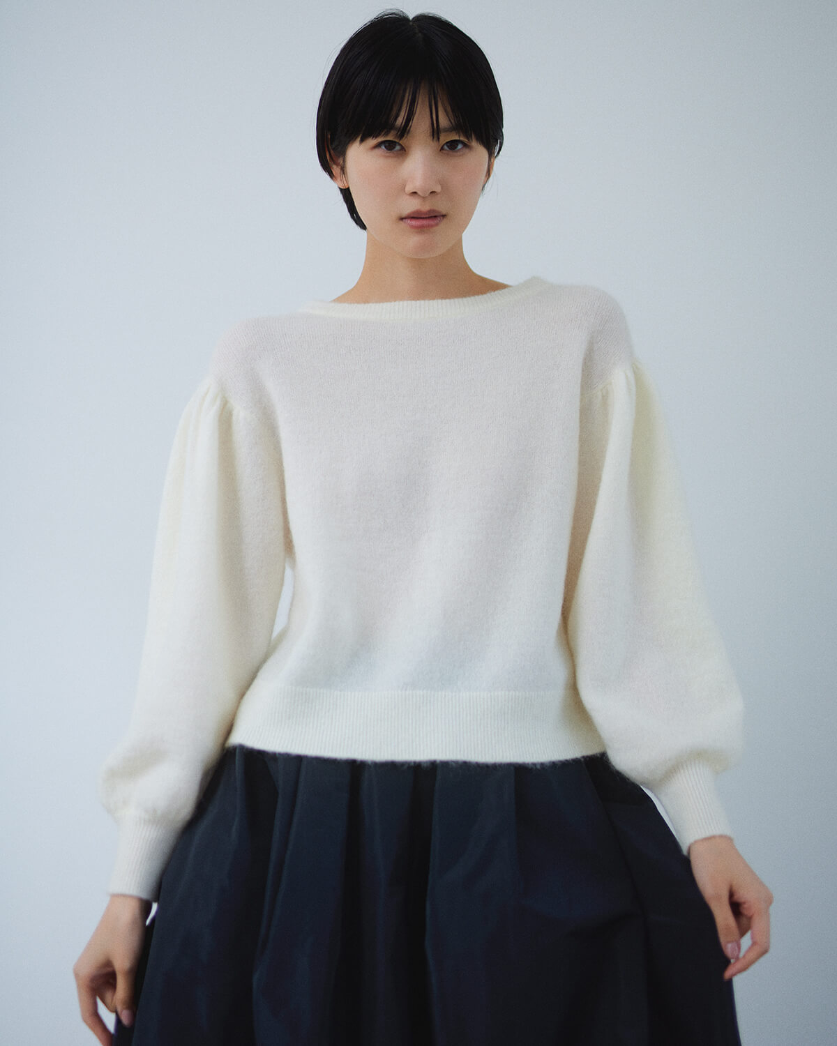 稲垣貴子　白いセーター